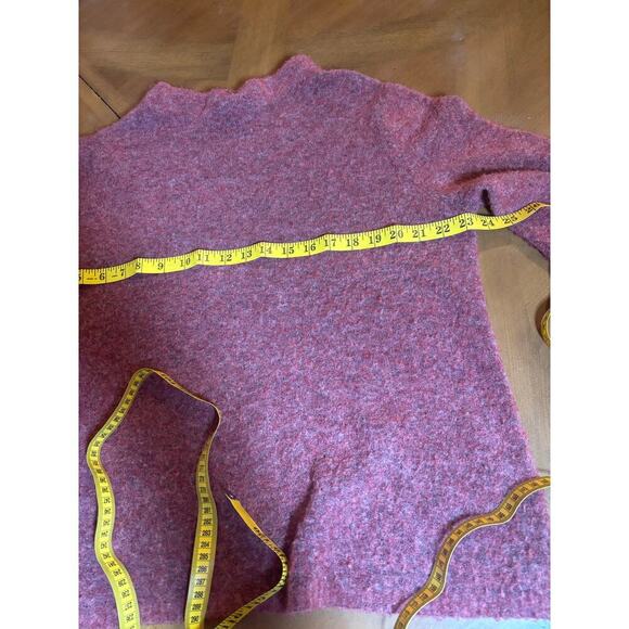 Ann Taylor wool blend sweater size large in excellent condition - Picture 4 of 6